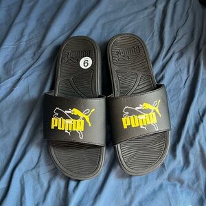 Puma Black Slides with Yellow Logo size 9